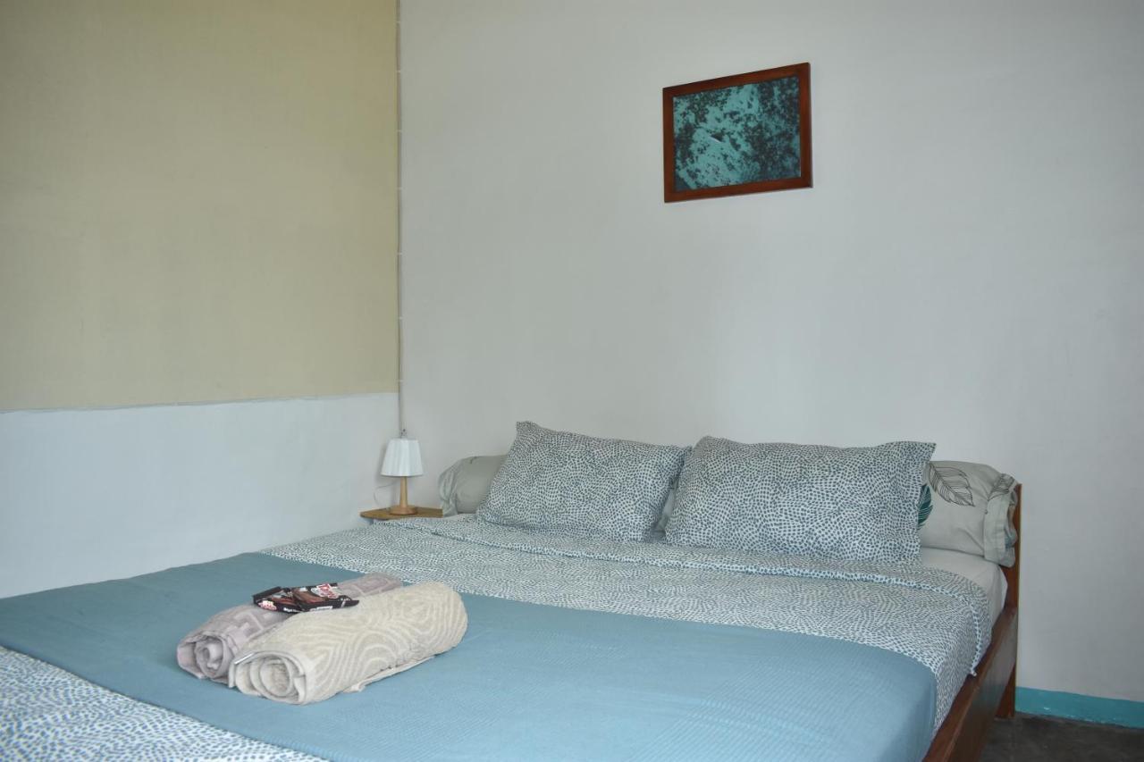 Mama'S Homestay Рутенг Екстер'єр фото
